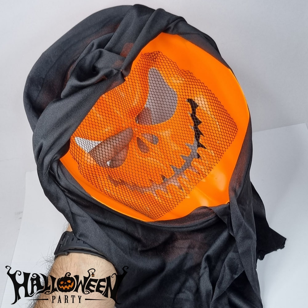 9242 holloweenmask2-min